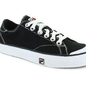Fila Tarp 1911 CVO Women’s Low-Top Sneaker sz 9 Black Canvas Lightweight Rubber